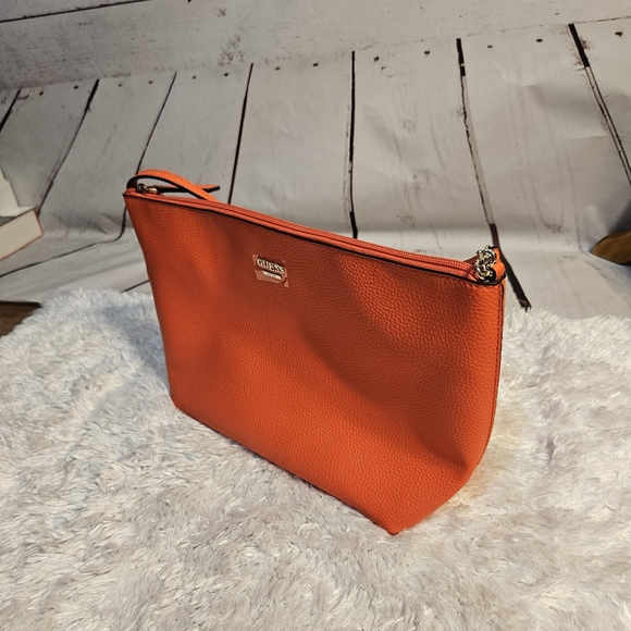 Guess Orange Faux Leather Cosmetic Bag Travel Pouch Clutch‎ - Picture 1 of 15